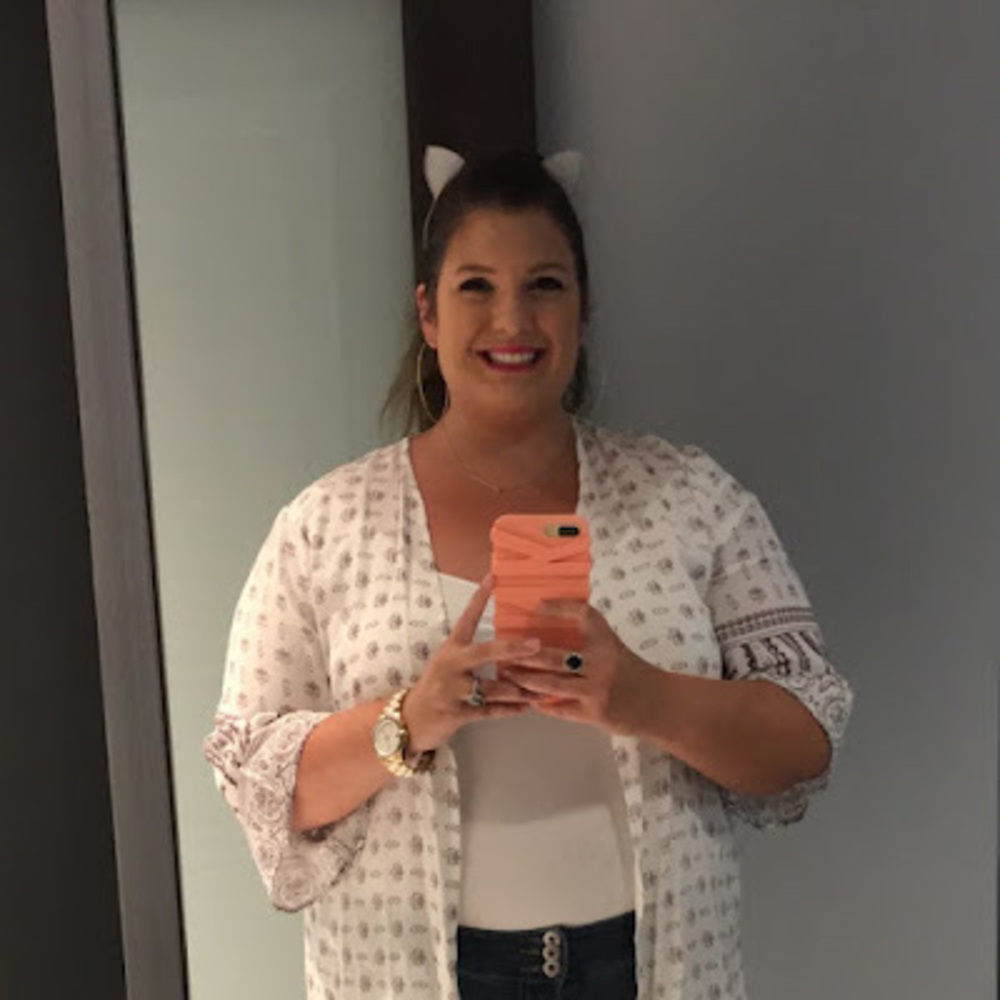 Meet your Posher, Amy rebecca